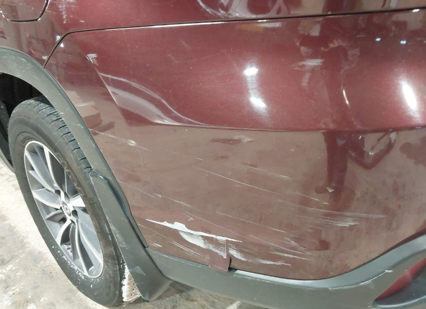 Photo 17 of 2018 Toyota Highlander XLE (VIN 5TDJZRFH1JS802700)