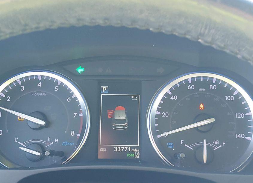 Photo 7 of 2019 Toyota Highlander XLE (VIN 5TDJZRFH1KS597896)