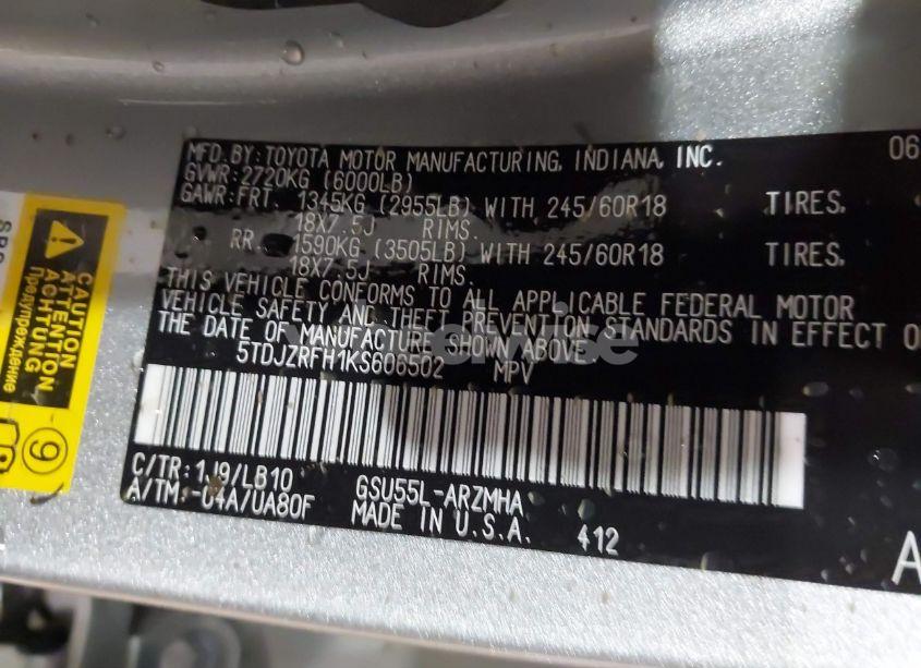 Photo 9 of 2019 Toyota Highlander XLE (VIN 5TDJZRFH1KS606502)