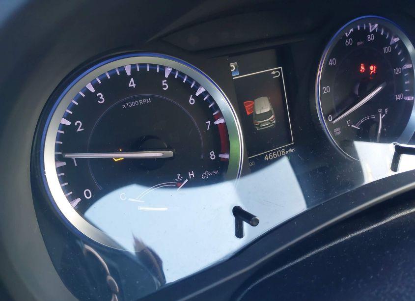 Photo 15 of 2019 Toyota Highlander XLE (VIN 5TDJZRFH1KS952498)