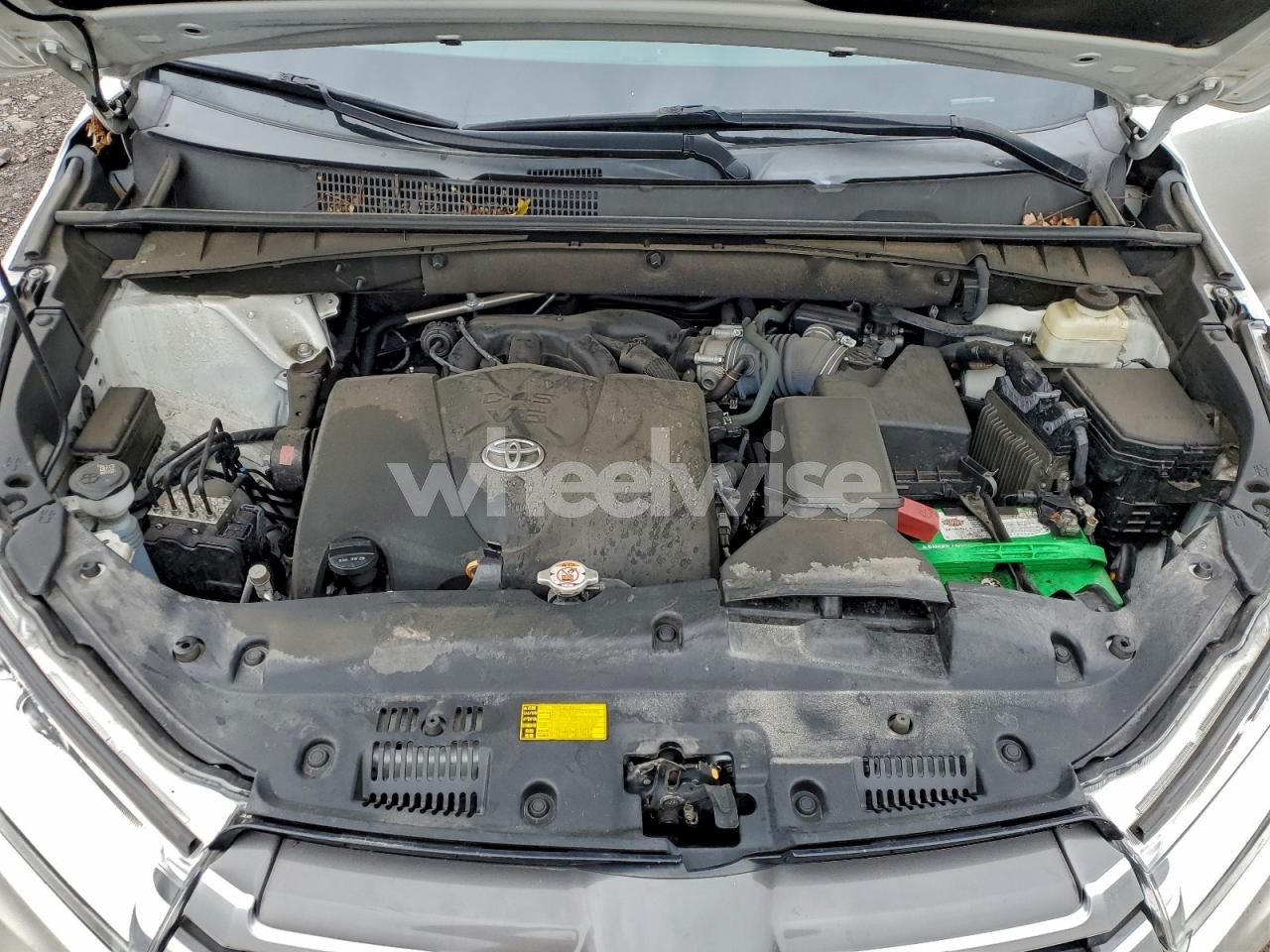 Photo 12 of 2017 TOYOTA HIGHLANDER SE (VIN 5TDJZRFH2HS483530)