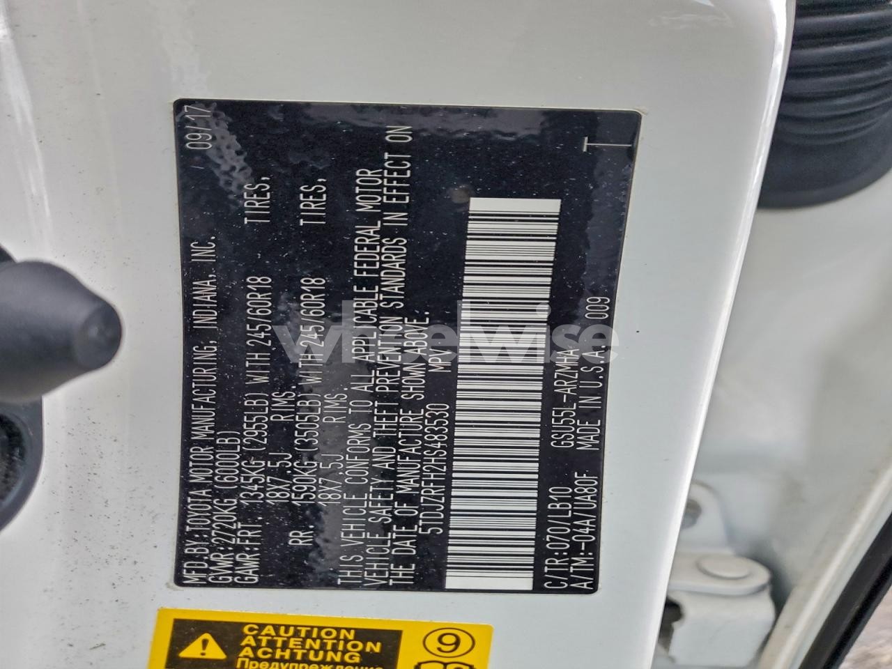 Photo 13 of 2017 TOYOTA HIGHLANDER SE (VIN 5TDJZRFH2HS483530)