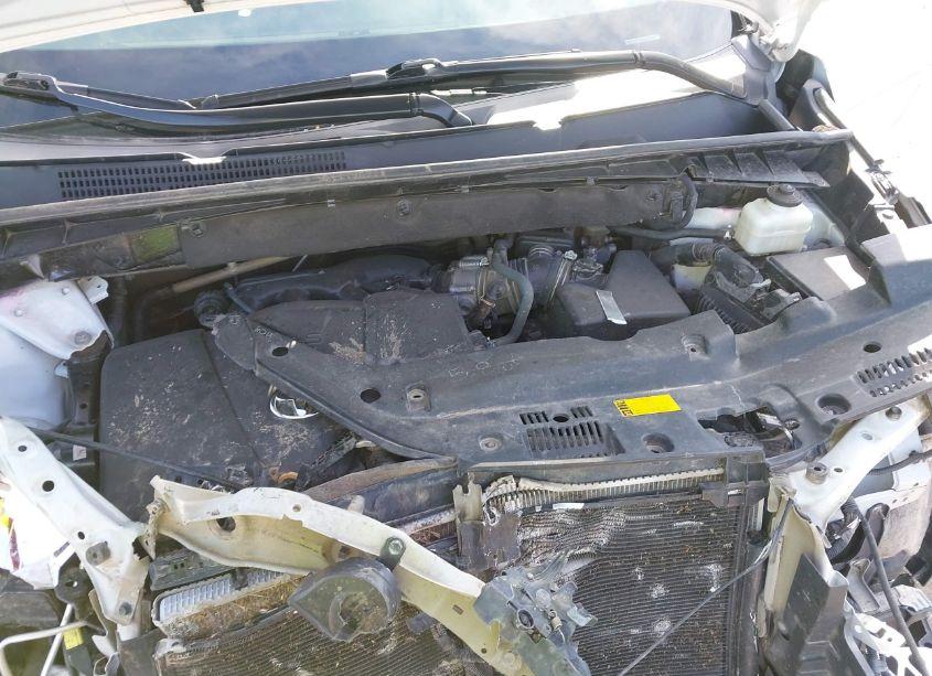 Photo 10 of 2017 Toyota Highlander XLE (VIN 5TDJZRFH2HS519670)