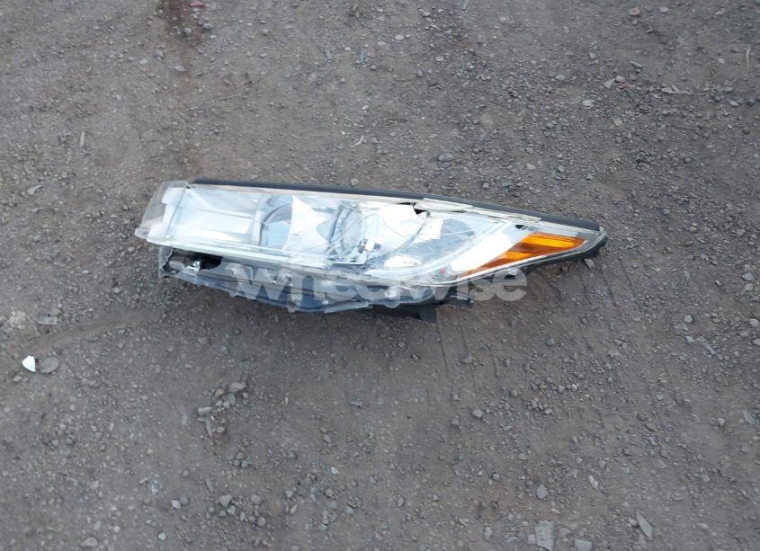 Photo 12 of 2019 Toyota Highlander XLE (VIN 5TDJZRFH2KS569010)