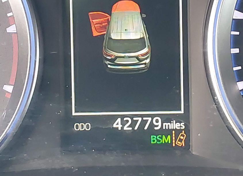 Photo 16 of 2019 Toyota Highlander XLE (VIN 5TDJZRFH2KS578371)