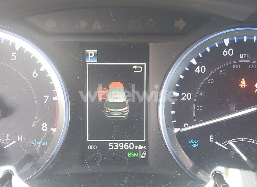 Photo 7 of 2019 Toyota Highlander SE (VIN 5TDJZRFH2KS604029)