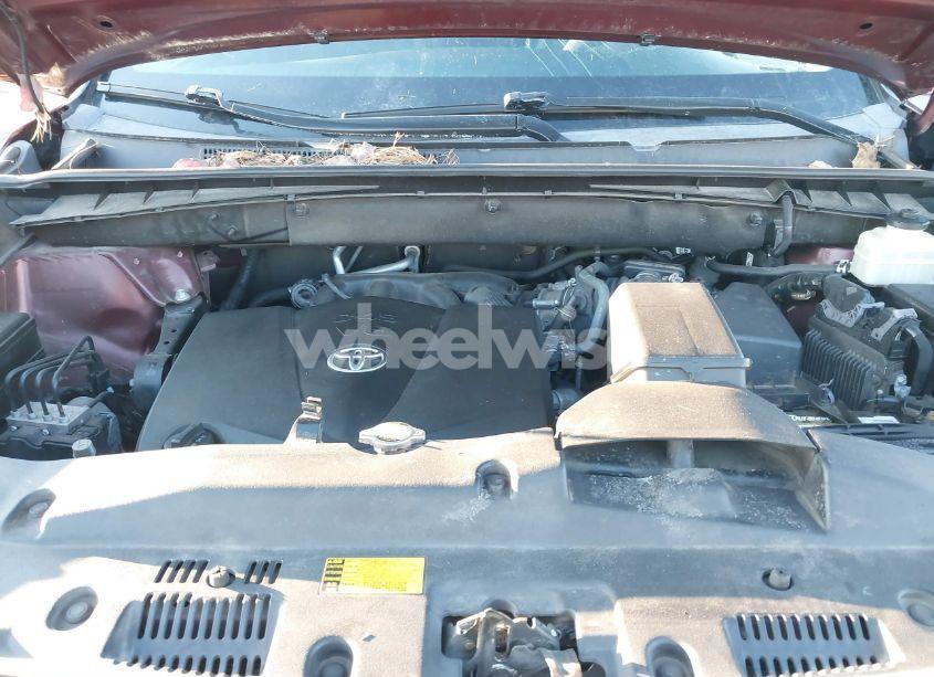 Photo 10 of 2017 Toyota Highlander XLE (VIN 5TDJZRFH3HS378351)