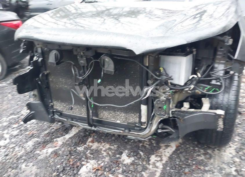 Photo 6 of 2017 Toyota Highlander XLE (VIN 5TDJZRFH3HS396252)