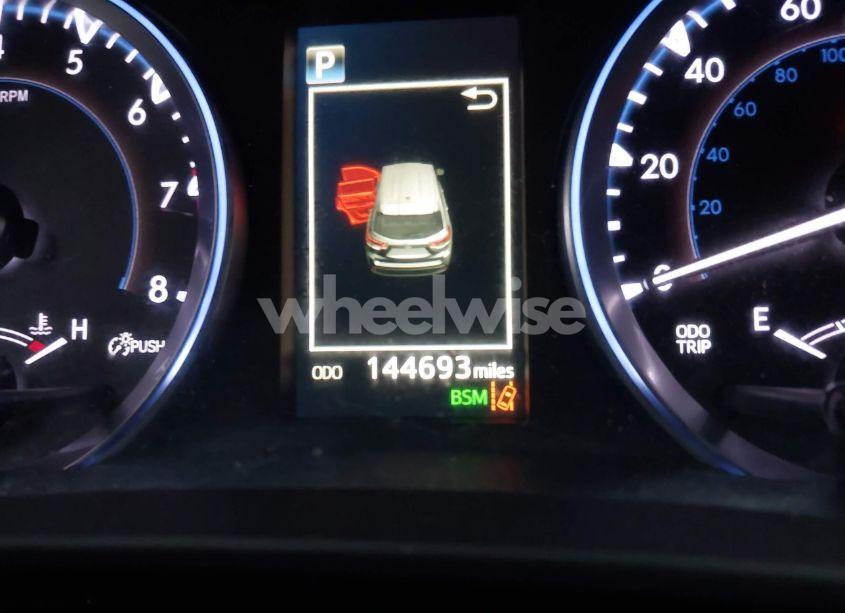 Photo 7 of 2017 Toyota Highlander XLE (VIN 5TDJZRFH3HS396252)