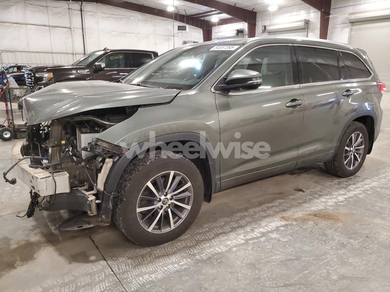 2017 TOYOTA HIGHLANDER SE (VIN 5TDJZRFH3HS434871) main photo