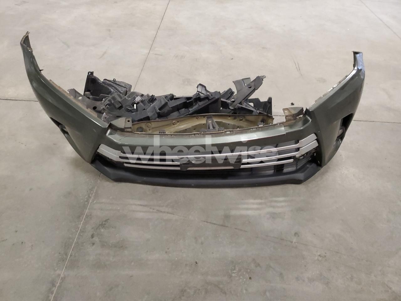 Photo 13 of 2017 TOYOTA HIGHLANDER SE (VIN 5TDJZRFH3HS434871)