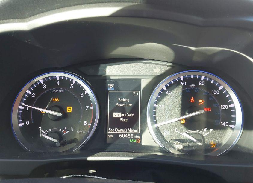 Photo 7 of 2018 Toyota Highlander XLE (VIN 5TDJZRFH3JS499399)