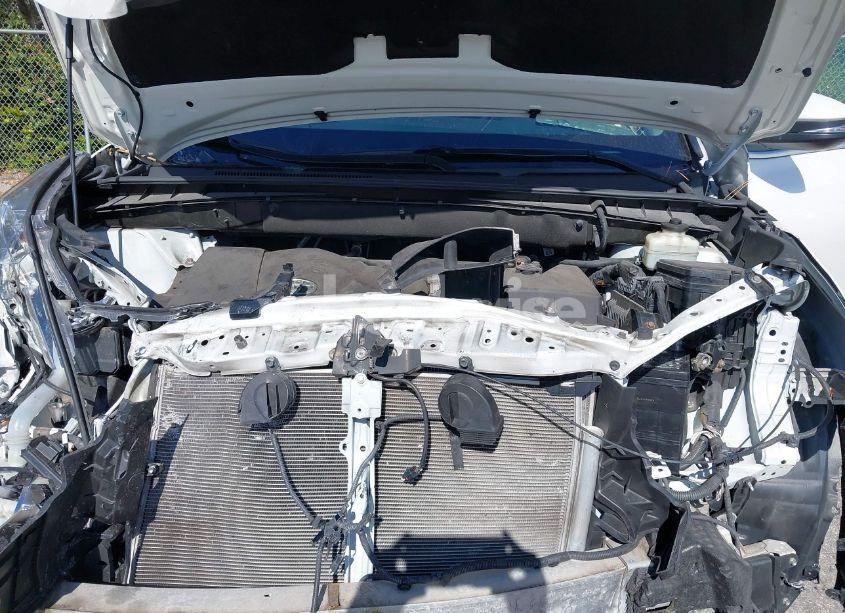 Photo 10 of 2018 Toyota Highlander SE/XLE (VIN 5TDJZRFH3JS532076)