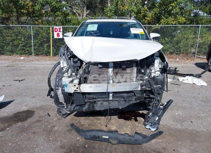 Photo 6 of 2018 Toyota Highlander SE/XLE (VIN 5TDJZRFH3JS532076)