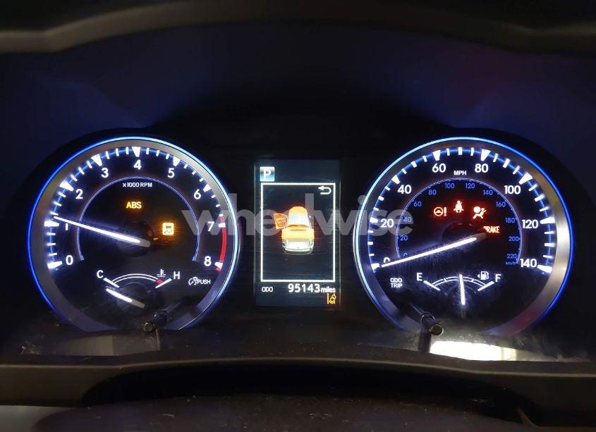 Photo 7 of 2018 Toyota Highlander XLE (VIN 5TDJZRFH3JS553509)