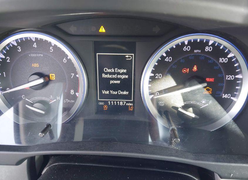 Photo 7 of 2018 Toyota Highlander XLE (VIN 5TDJZRFH3JS861246)