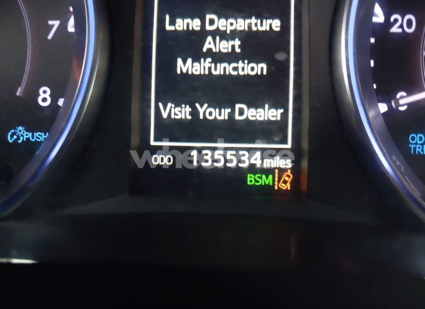 Photo 15 of 2019 Toyota Highlander XLE (VIN 5TDJZRFH3KS605142)