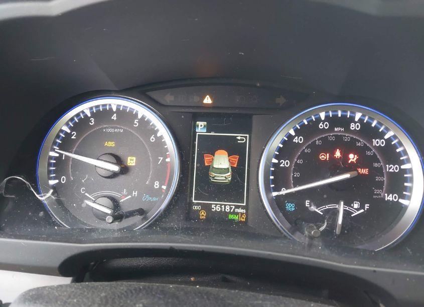 Photo 7 of 2019 Toyota Highlander XLE (VIN 5TDJZRFH3KS708576)