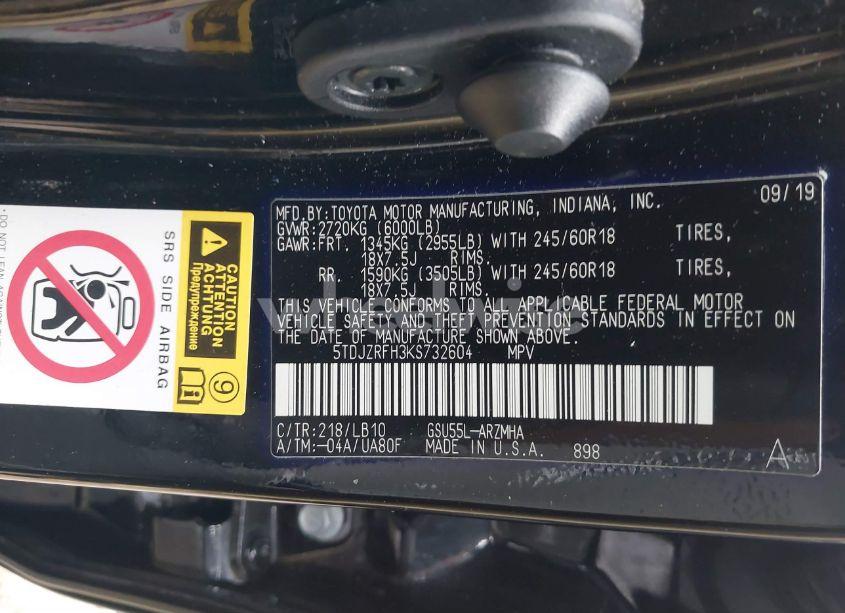 Photo 9 of 2019 Toyota Highlander XLE (VIN 5TDJZRFH3KS732604)