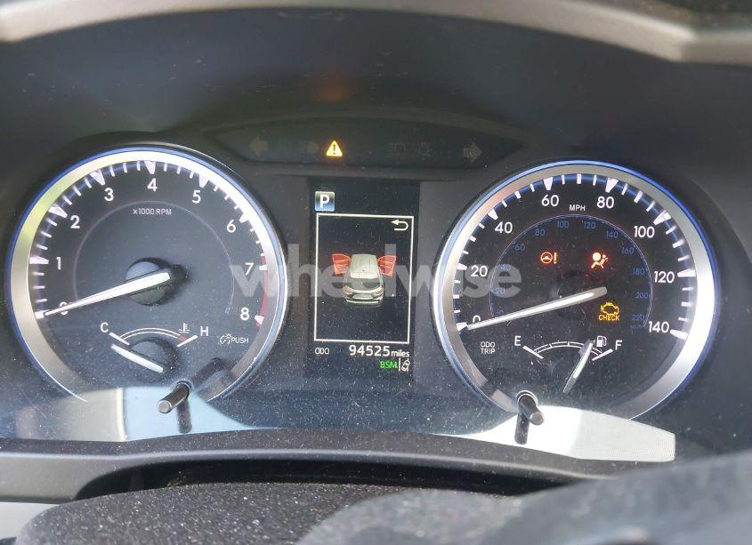 Photo 7 of 2017 Toyota Highlander XLE (VIN 5TDJZRFH4HS367665)