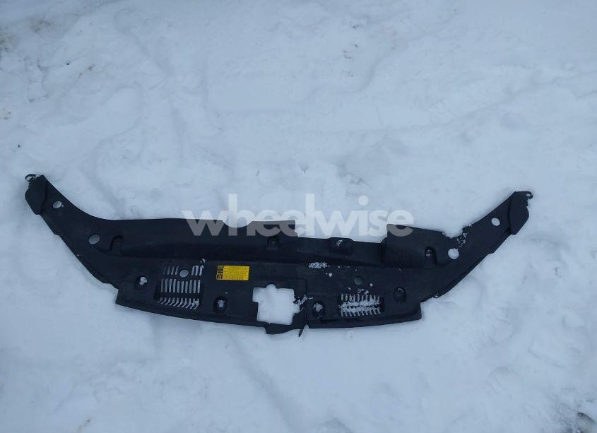 Photo 12 of 2017 Toyota Highlander SE (VIN 5TDJZRFH4HS414807)