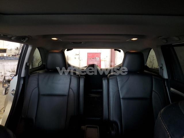 Photo 10 of 2017 TOYOTA HIGHLANDER SE N/A (VIN 5TDJZRFH4HS421370)