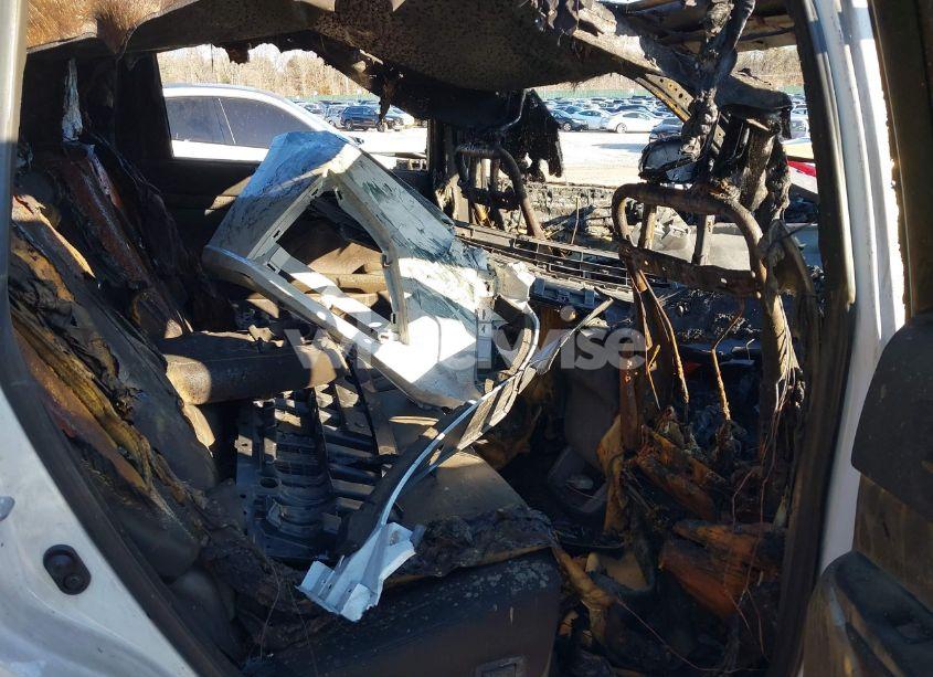 Photo 8 of 2017 Toyota Highlander XLE (VIN 5TDJZRFH4HS519203)