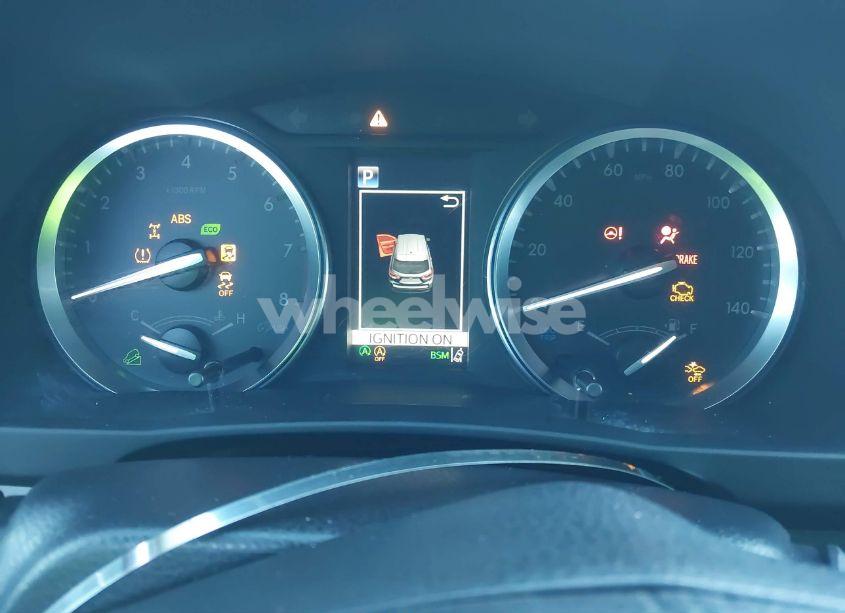 Photo 7 of 2019 Toyota Highlander XLE (VIN 5TDJZRFH4KS620734)