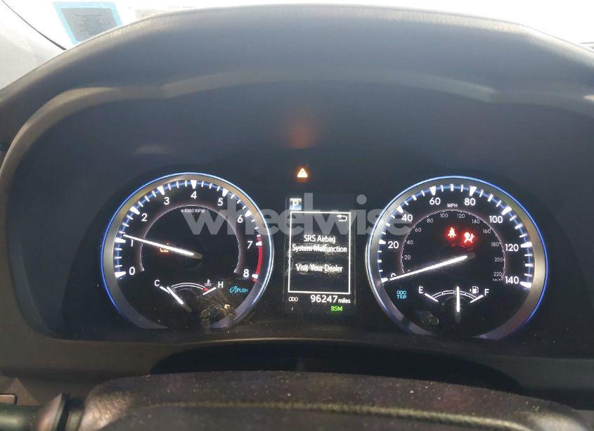 Photo 7 of 2019 Toyota Highlander XLE (VIN 5TDJZRFH4KS747306)
