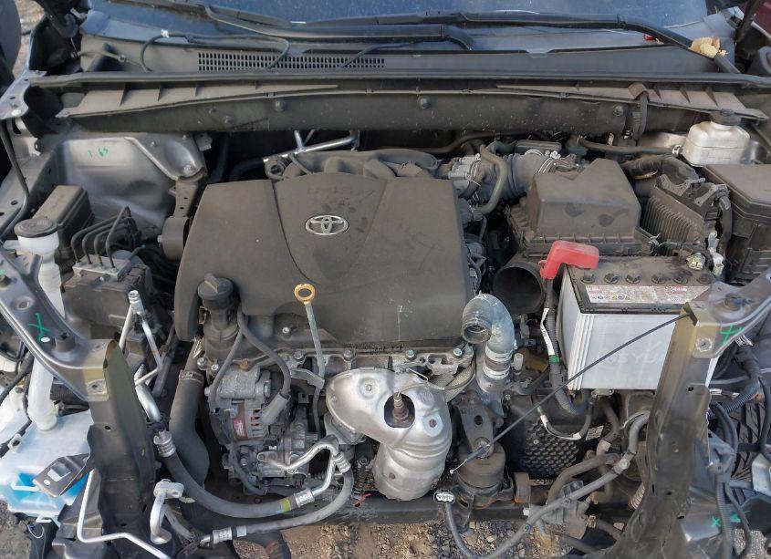 Photo 10 of 2019 Toyota Highlander XLE (VIN 5TDJZRFH4KS931421)