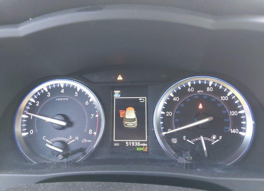 Photo 7 of 2019 Toyota Highlander XLE (VIN 5TDJZRFH4KS931421)