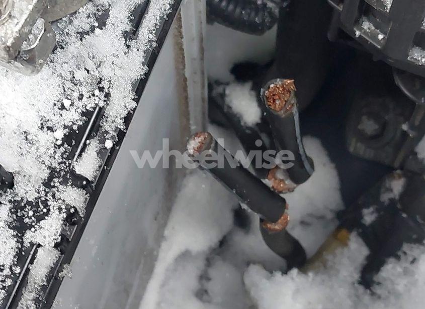 Photo 17 of 2019 Toyota Highlander XLE (VIN 5TDJZRFH4KS999914)