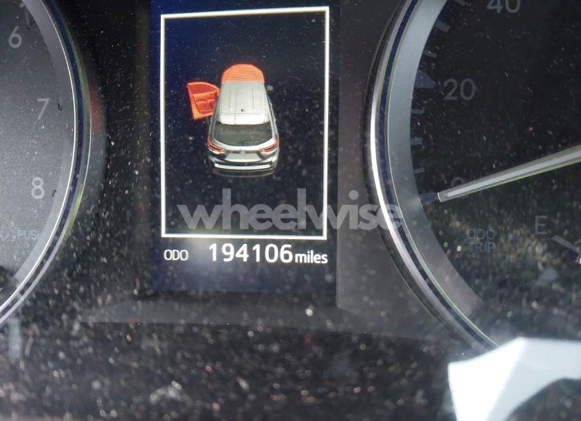 Photo 15 of 2017 Toyota Highlander XLE (VIN 5TDJZRFH5HS368260)