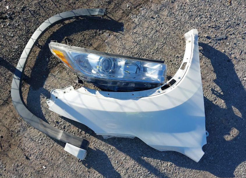 Photo 12 of 2017 Toyota Highlander XLE (VIN 5TDJZRFH5HS513961)