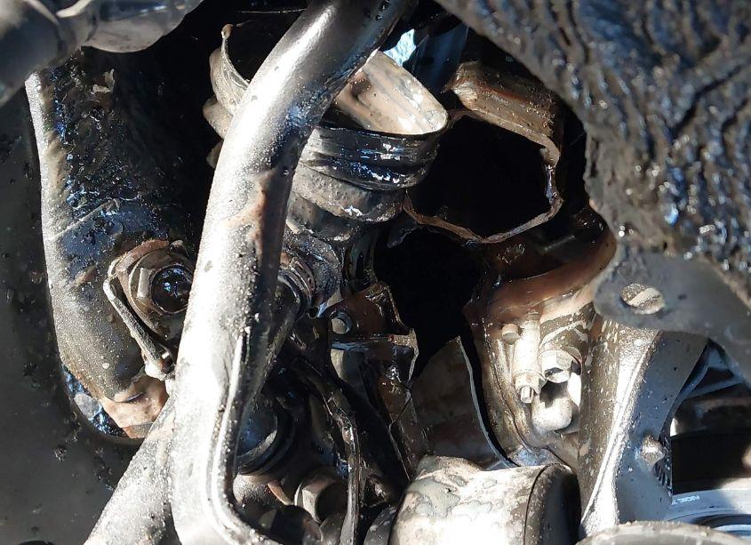 Photo 6 of 2017 Toyota Highlander XLE (VIN 5TDJZRFH5HS513961)