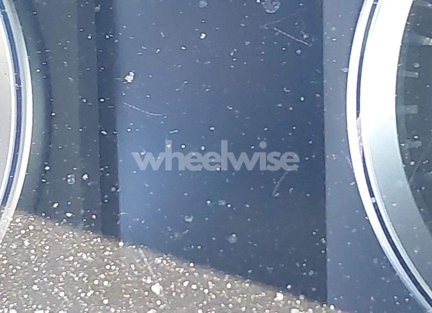 Photo 15 of 2018 Toyota Highlander XLE (VIN 5TDJZRFH5JS488842)