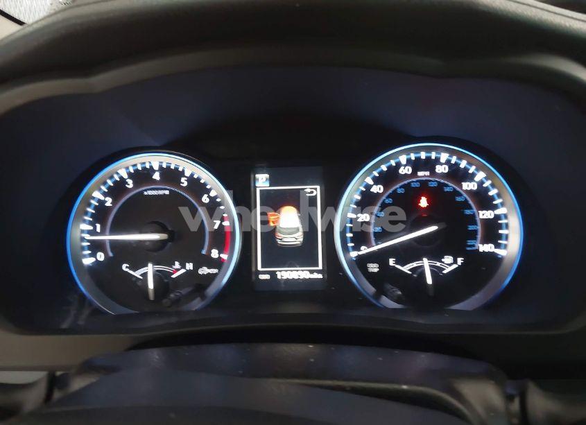 Photo 7 of 2018 Toyota Highlander XLE (VIN 5TDJZRFH5JS532919)