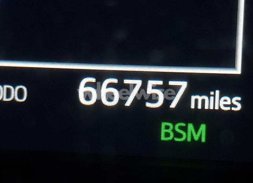 Photo 7 of 2018 Toyota Highlander XLE (VIN 5TDJZRFH5JS561076)