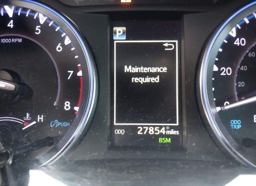 Photo 15 of 2019 Toyota Highlander SE (VIN 5TDJZRFH5KS606423)