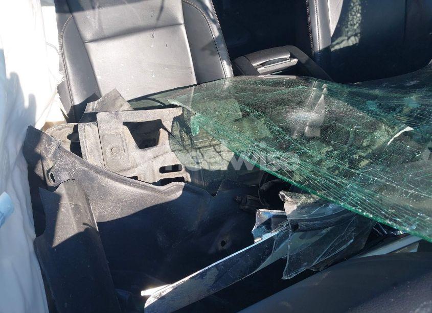 Photo 5 of 2017 Toyota Highlander XLE (VIN 5TDJZRFH6HS510857)