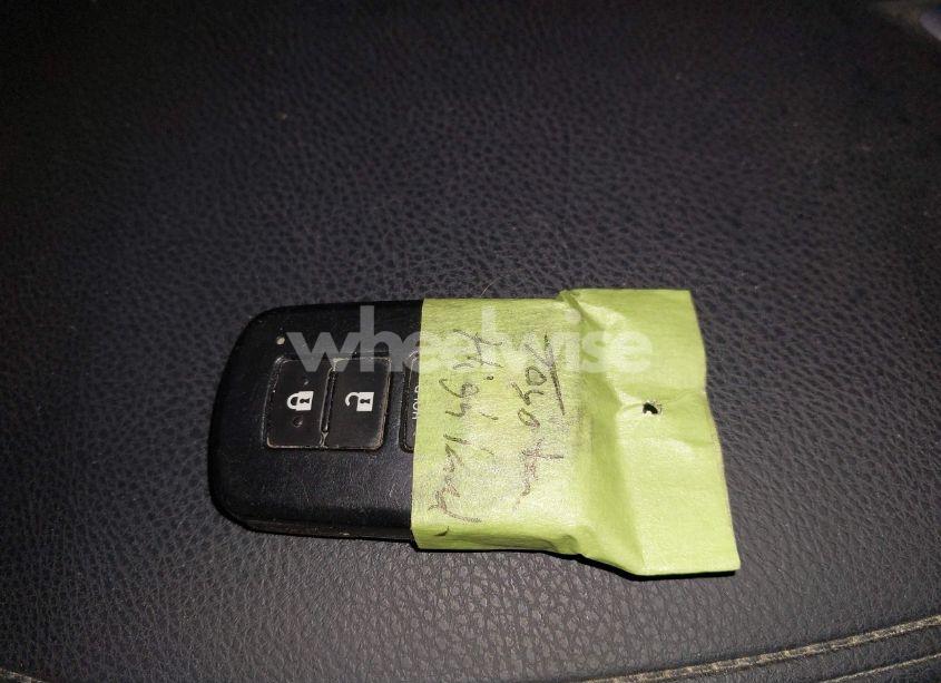 Photo 11 of 2018 Toyota Highlander XLE (VIN 5TDJZRFH6JS531505)