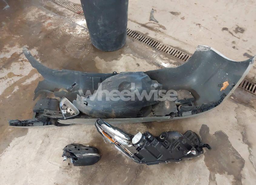 Photo 12 of 2018 Toyota Highlander XLE (VIN 5TDJZRFH6JS531505)