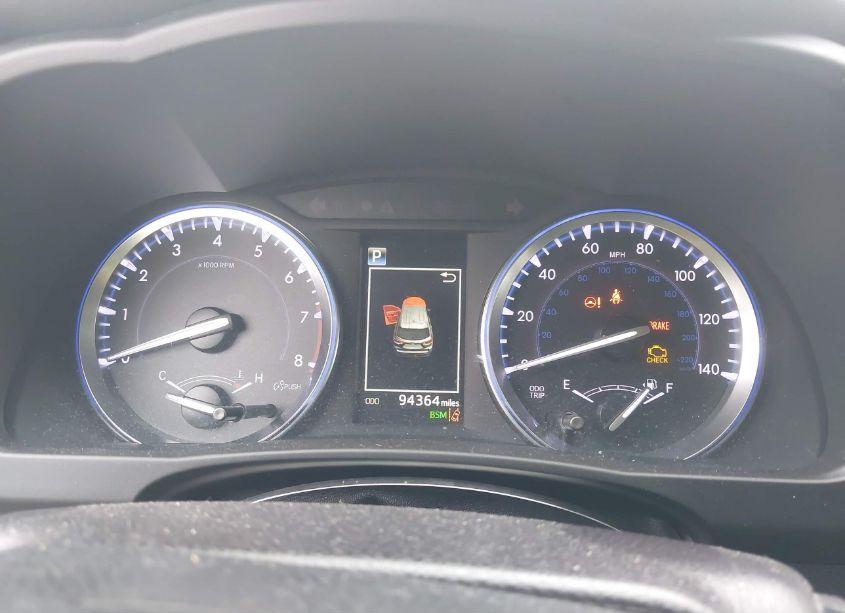 Photo 7 of 2018 Toyota Highlander XLE (VIN 5TDJZRFH6JS552676)