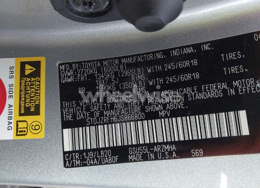 Photo 9 of 2018 Toyota Highlander XLE (VIN 5TDJZRFH6JS866800)