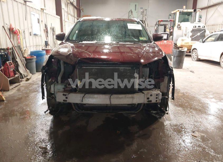 Photo 12 of 2018 Toyota Highlander XLE (VIN 5TDJZRFH6JS867817)