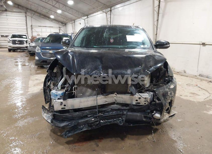 Photo 12 of 2018 Toyota Highlander XLE (VIN 5TDJZRFH6JS909161)