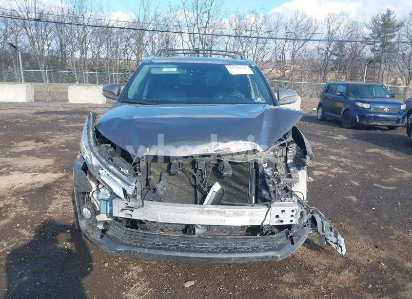 Photo 12 of 2017 Toyota Highlander XLE (VIN 5TDJZRFH7HS381110)