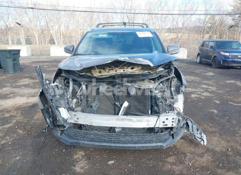 Photo 6 of 2017 Toyota Highlander XLE (VIN 5TDJZRFH7HS381110)