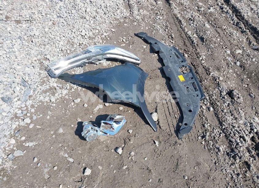 Photo 12 of 2017 Toyota Highlander XLE (VIN 5TDJZRFH7HS469915)