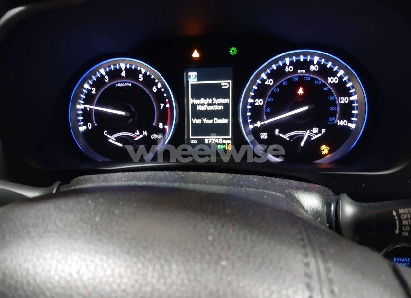 Photo 7 of 2017 Toyota Highlander XLE (VIN 5TDJZRFH7HS478100)